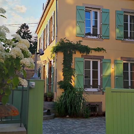 La Chouette Maison - Chambres D'Hotes Et Gite En Ville 勒米尔蒙 外观 照片