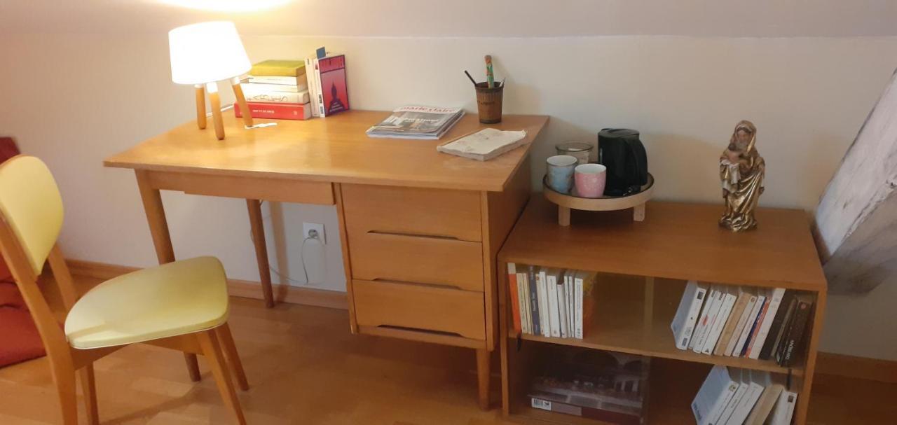 La Chouette Maison - Chambres D'Hotes Et Gite En Ville 勒米尔蒙 外观 照片