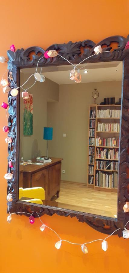 La Chouette Maison - Chambres D'Hotes Et Gite En Ville 勒米尔蒙 外观 照片
